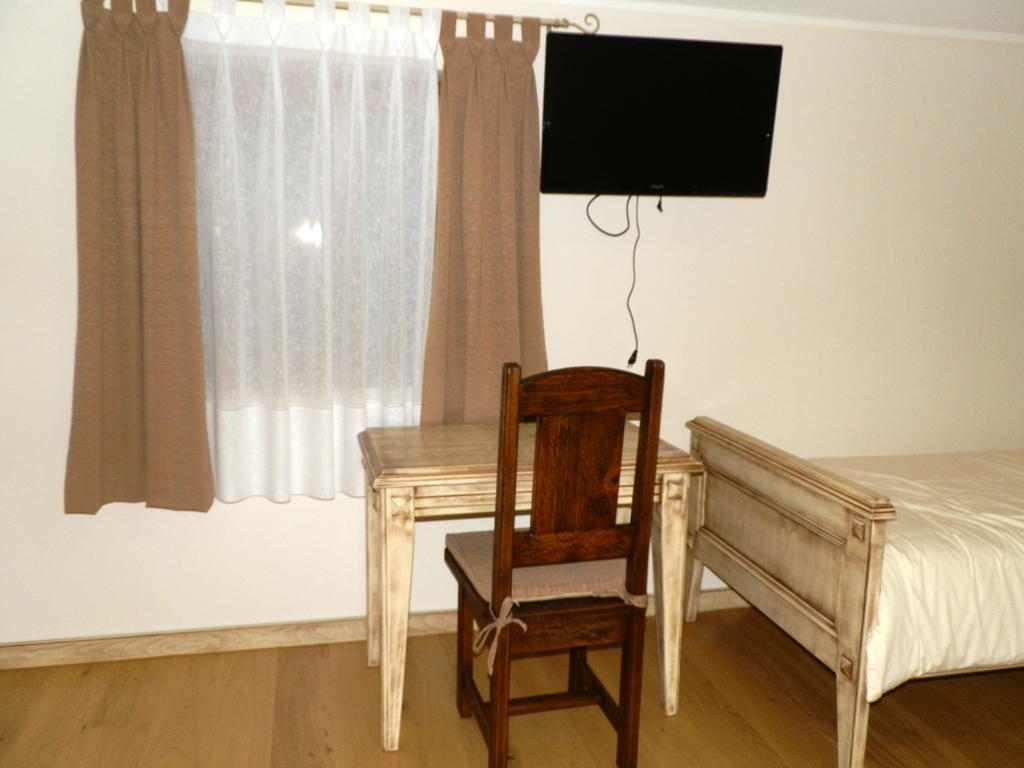 Agroturism Stara Stala Otel Borut Oda fotoğraf