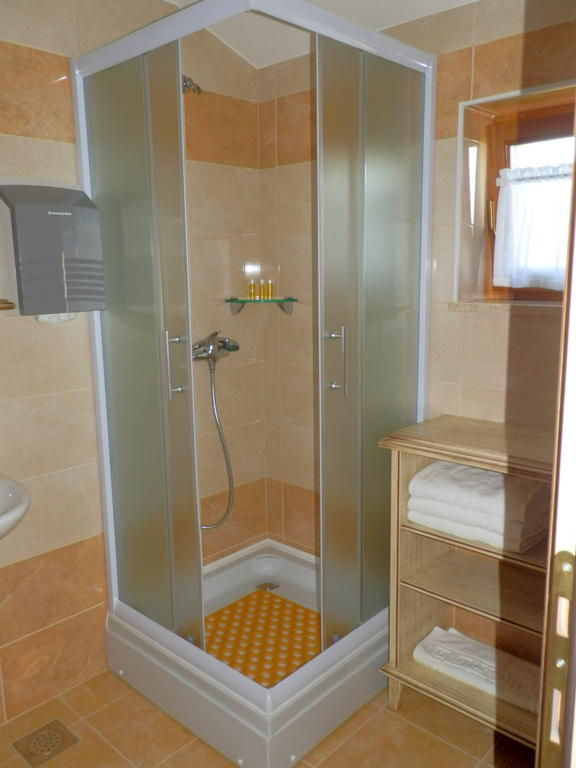 Agroturism Stara Stala Otel Borut Oda fotoğraf